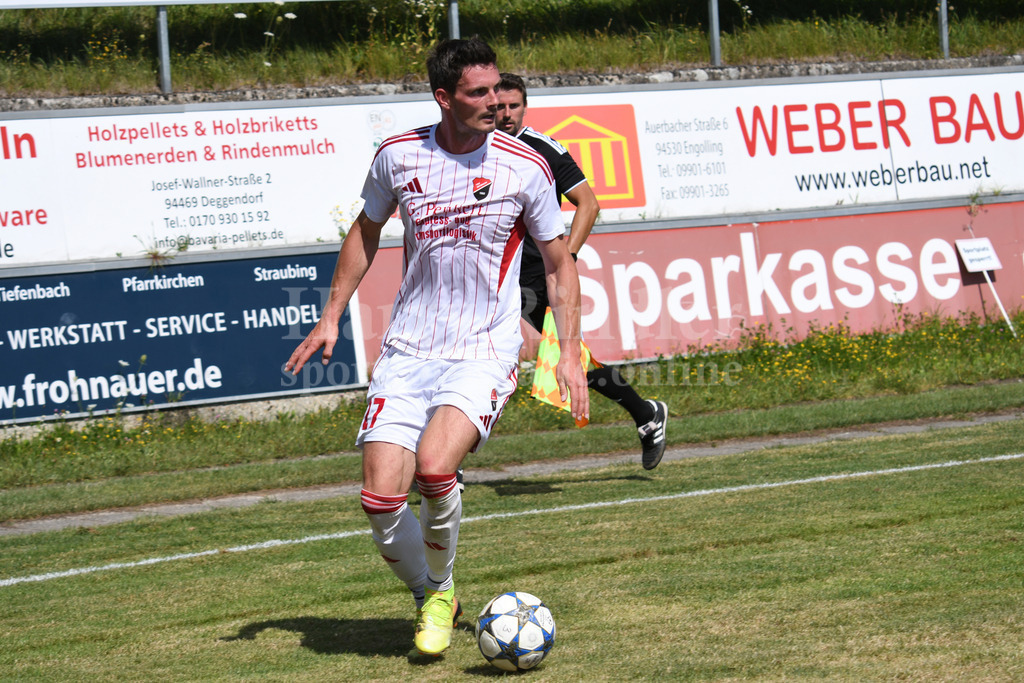 TSV Seebach : TSV Bad Abbach | Patrick Pfisterer  (TSV Seebach #27) - Realisiert mit Pictrs.com