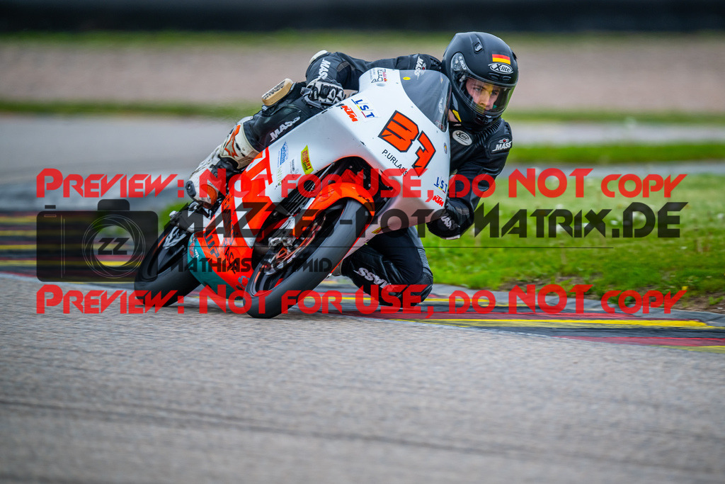 MaZZes_FotoMatrix_240503_6007705_8743 | KTM