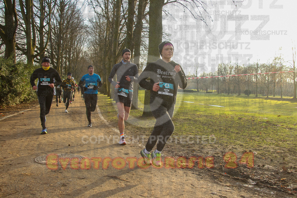 241231_1016_EV4_3616 | Sportfotografie im Rhein-Sieg Kreis, Köln, Bonn, NRW, Rheinland Pfalz, Hessen, etc. Unser Tätigkeitsfeld umfasst den Laufsport vom Volkslauf über den Marathon, Duathlon, Triathon bis zum Ultralauf wie Kölnpfad Ultra oder Schindertrail.