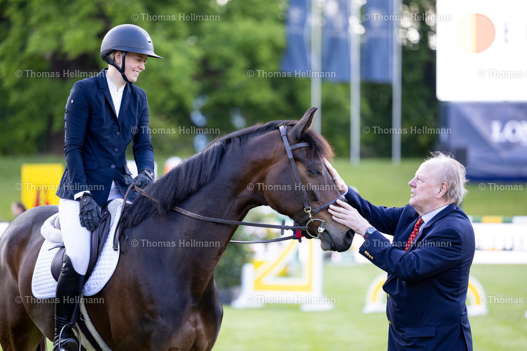 TH_Clara Blau_37457 | Deutsches Spring- und Dressur-Derby 2026 am 13.05.26 in Hamburg, 144 Call me Pretty, Simon HEINEKE