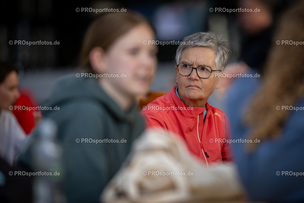 21. ASV Nachtlauf; Koeln, 08.05.24 | Impressionen vom 21. ASV Nachtlauf am 08.05.24 am Tanzbrunnen in Koeln. Foto: BEAUTIFUL SPORTS/Axel Kohring