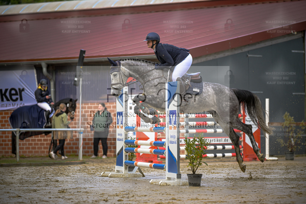 20240505-DOS_7815 | Entdecke hochwertige Reitturnierfotos von Foto Oger. Professionell, emotional und authentisch – jetzt Lieblingsmomente im Shop bestellen. - Realisiert mit Pictrs.com