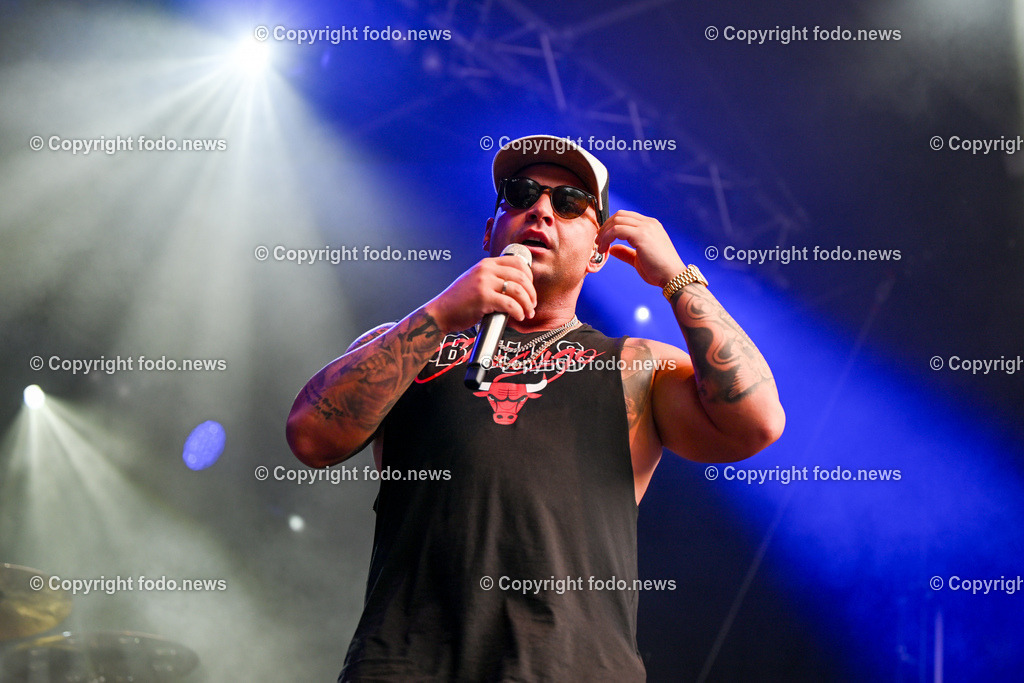 Posthof_ Pietro Lombardi_ 22.06.2023-9 | 22.06.2023, Linz, AUT, Posthof, Open Air Konzert Pietro Lombardi, im Bild Pietro Lombardi 