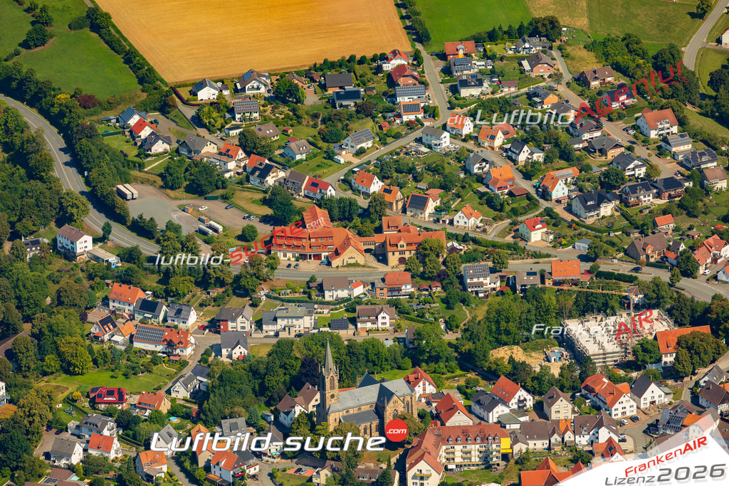Luftbild Vs Google Maps  Scherfede  Warburg -Das Luftbild wurde 2025 vom UL-Flugzeug heraus erstellt ( keine Drohnenluftbilder ) - Hochauflösende Luftaufnahme -Nicht vergleichbar mit Google Maps oder Satelittenbilder- Die Geschenkidee !Mit Lizenz und Bildrechte bestellbar