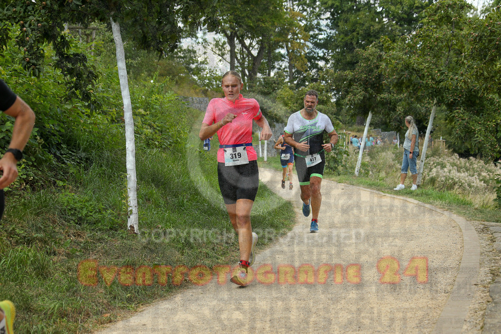 250824_1348_EX1_3738 | Sportfotografie im Rhein-Sieg Kreis, Köln, Bonn, NRW, Rheinland Pfalz, Hessen, etc. Unser Tätigkeitsfeld umfasst den Laufsport vom Volkslauf über den Marathon, Duathlon, Triathon bis zum Ultralauf wie Kölnpfad Ultra oder Schindertrail.