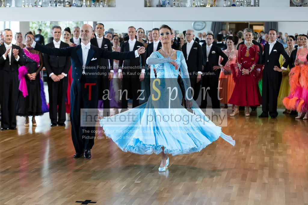 20240525_RL-Masters3-Std_5353 | Tanzsportbilder, Standardtanz, Lateintanz, WDSF, DTV, LTVB, dancecomp, goc, hessen tanzt, blaues band der spree, walzer, tango, wiener walzer, slowfox, quickstepp, samba, rumba, cha-cha-cha, paso doble. jive, hd-kroft photography, turniertanzsport