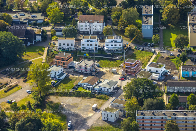 Arnsberg230904383 | Luftbild, Baustelle mit Neubau Moosfelder Ring am Courage Park, Neheim, Arnsberg, Sauerland, Nordrhein-Westfalen, Deutschland
