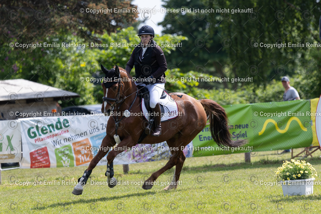 CL5A1878 | Emilia Reinking Fotografie - Realisiert mit Pictrs.com