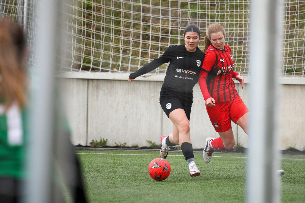 20260329-FCH-HS_060 | 1.FC Heidenheim 1846 II vs. SGM Hohenmemmingen/Sontheim, Fußball, Frauen, Bezirksliga, 2025/2026, 14. Spieltag, 29.03.2026 in Heidenheim, Kunstrasen b. Voith-Arena West(Foto: Michael Bulling) - Realisiert mit Pictrs.com