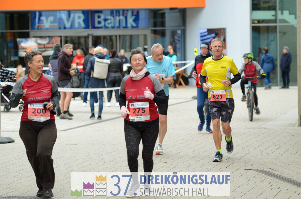 VR Bank Hauptlauf 10000m | 3 Koenigslauf 2023 - Realisiert mit Pictrs.com