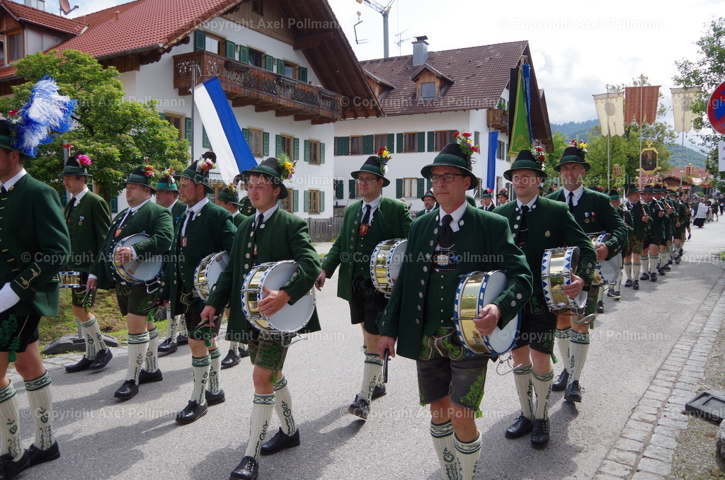 IMGP6575 | fotografiert von Axel PollmannLeonhardi Wallfahrt Benediktbeuern und Murnau, Fronleichnam, Fasching, Landschaft im Loisachtal und Benediktbeuern  - Realisiert mit Pictrs.com