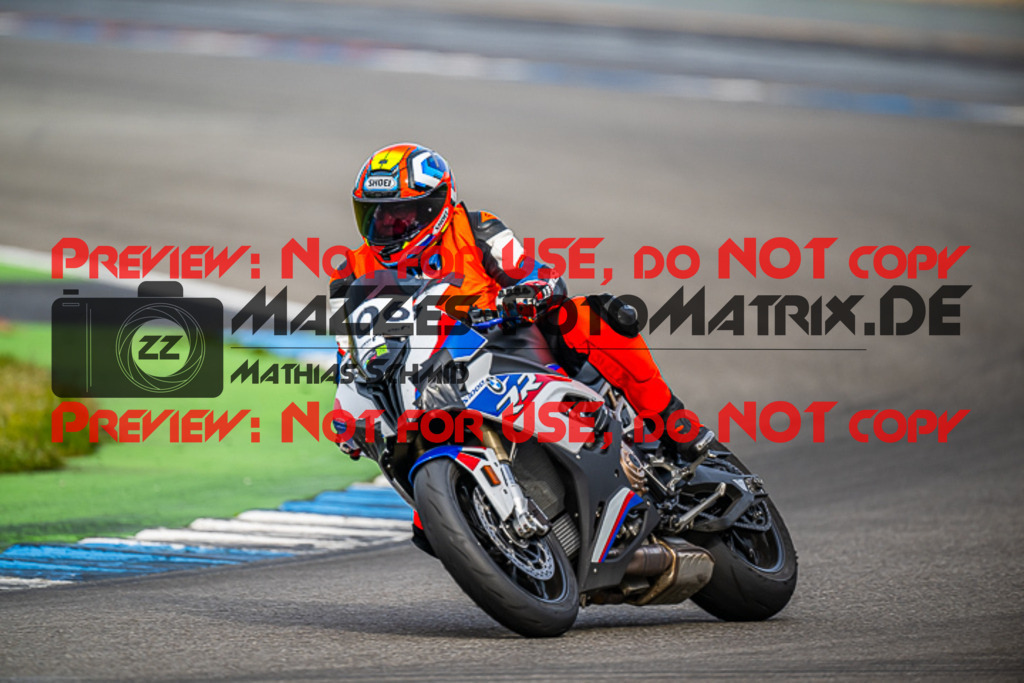 MaZZes_FotoMatrix_230410_1760 | INST