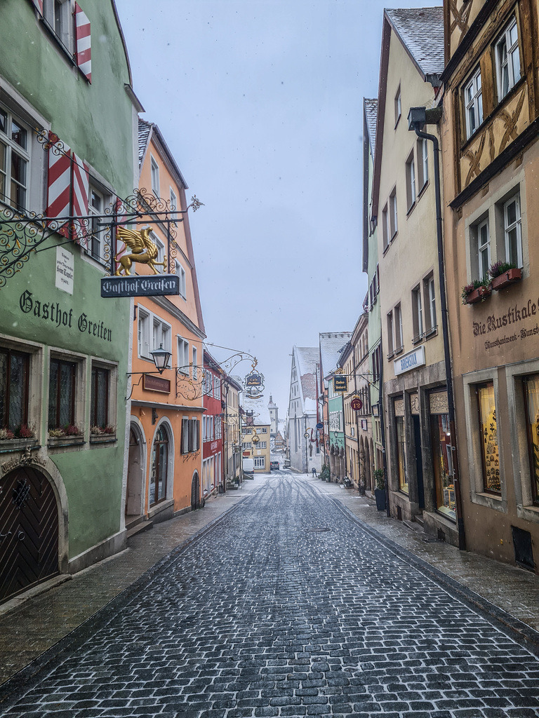 20230120_094254-2 | Rothenburg ob der Tauber. Nur hier gibt es Exklusive und passend zur Jahreszeit Ihr Wandbild, T-Shirt, Tasse und alles was das Rothenburg Herz begehrt. - Realisiert mit Pictrs.com