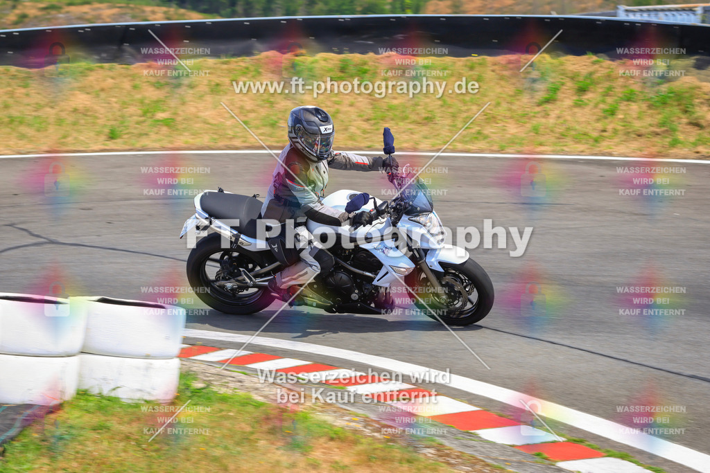 _DSK2648 | Hier findet Ihr Bilder von Touristenfahrten auf der Nürburgring Nordschleife oder von anderen Veranstaltungen die ich besucht habe. Viel Spass beim Durch Schauen 