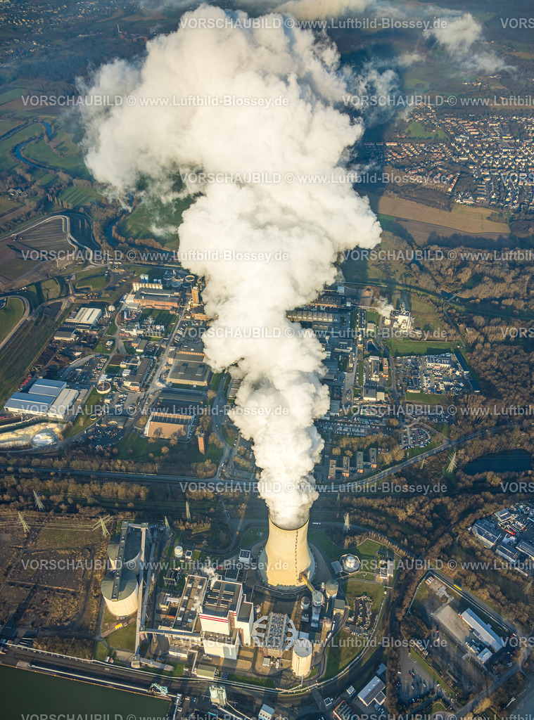 Luenen260101681 | Luftbild, Trianel Kohlekraftwerk Lünen, Gewerbegebiet In den Telgen, Remondis Werksgelände, Kühlturm Lünen Stummhafen mit Dampfwolke, am Datteln-Hamm-Kanal, Lippholthausen, Lünen, Ruhrgebiet, Nordrhein-Westfalen, Deutschland