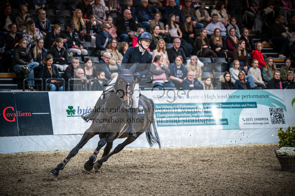 DOS_2297 | Entdecke hochwertige Reitturnierfotos von Foto Oger. Professionell, emotional und authentisch – jetzt Lieblingsmomente im Shop bestellen.Deutschlandweite Turnierfotografie. - Realisiert mit Pictrs.com