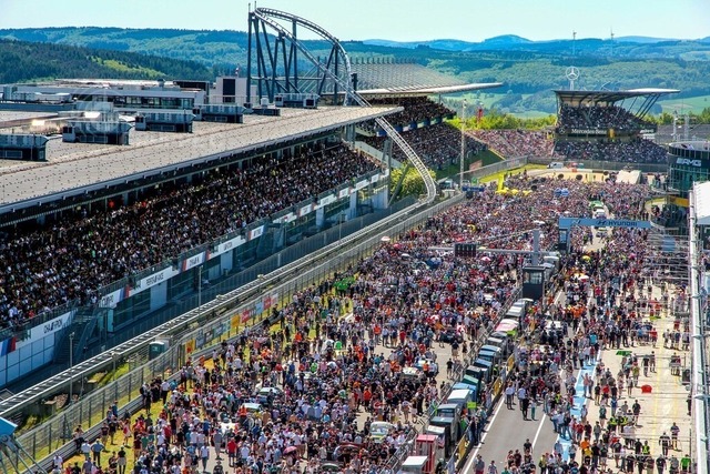 24hNbg17_82914PL_BU | Motorsport-Fotografie: DTM, 24h Nürburgring und GT-Action in hochauflösenden Bildern. Entdecke packende Rennmomente & Impressionen direkt aus der Boxengasse. - Realisiert mit Pictrs.com