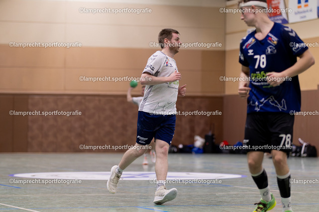 Handball I Herren I Saison 2025-2026 I SHSE Manfred-Frank-Pokal I Viertelfinale I HSG Kalkberg 06 II - HSG Kalkberg 06 097 | Tim Ladiges (3, HSG Kalkberg 06 II) - Realisiert mit Pictrs.com