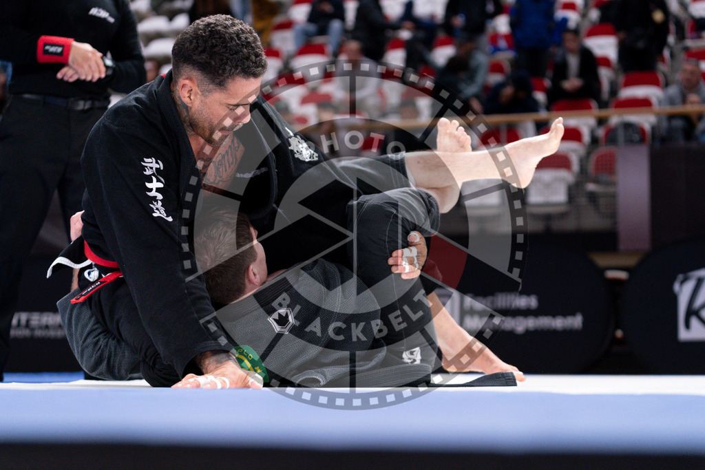 20241013PBB4563 | Athletes compete during the AJP Tour Europe Continental Jiu-Jitsu Amateurs & Masters Championship on October 13, 2024 in Almere near Amsterdam, Netherlands. © Chiara Dazi / photoblackbelt