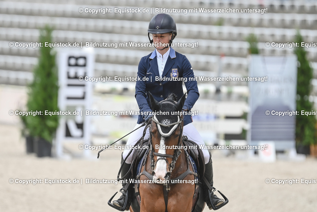 20230514_CCI4_Springen_0011 | equistock