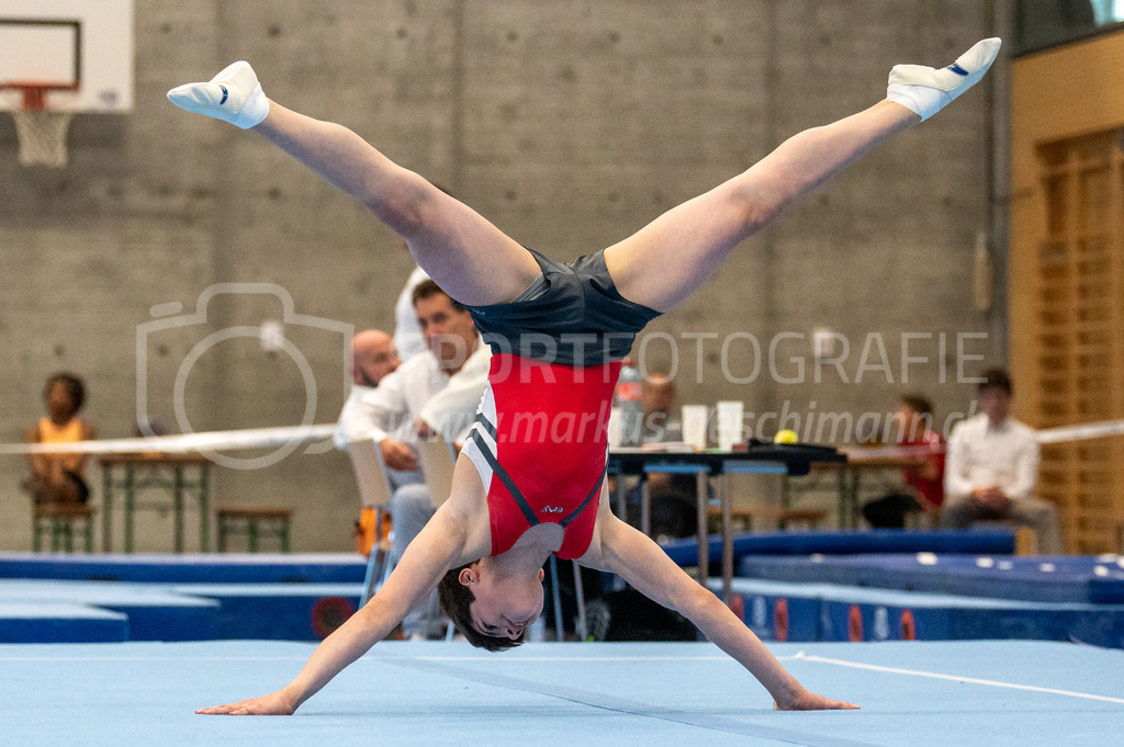 104. Zürcher Kunstturnertage Neftenbach - 14. May 2022 | 104. Zürcher Kunstturnertage Neftenbach
Turnhalle Ebni, Neftenbach
Programm 6 (P6)
Bild: Sportfotografie Markus Aeschimann | www.markus-aeschimann.ch - Realisiert mit Pictrs.com