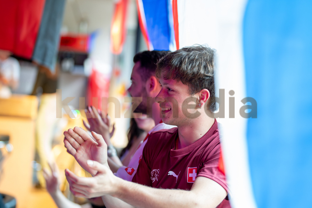 048_Public Viewing Reinach Viertelfinal Schweiz-England EM 2024_kunzmedia.ch | OnlineShop für Bilder kunzmedia.ch