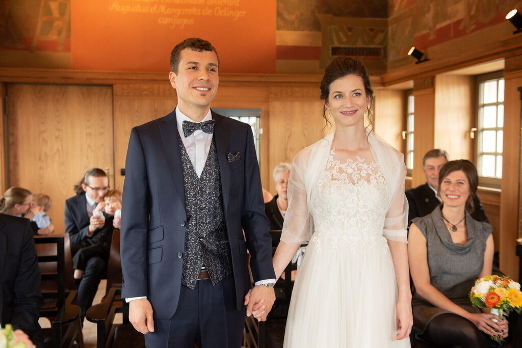 Hochzeit_Trauung_072 | Mein Name ist Arkadius. Ich fotografiere Ihre Hochzeit in Frankfurt und im Umkreis von 200 km. Als Fotograf bin ich noch bekannt im Bereich Business- und Modefotografie.