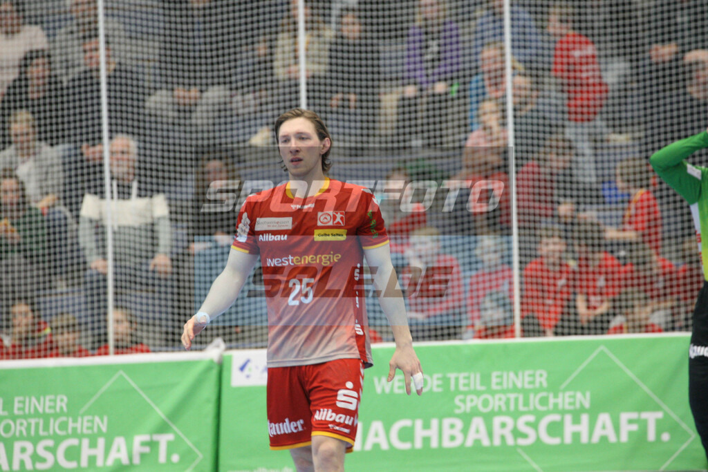 TUSEM Essen - HBW Balingen | Justin Müller - © Sportfoto-Sale (MK) - Realisiert mit Pictrs.com