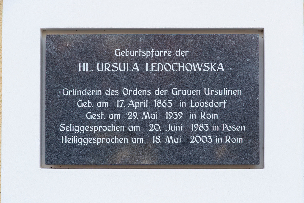 Festmesse-002 | Fotodoku der Festmesse anläßlich der Seligsprechung von Maria Theresia LEDOCHOWSKA 1975, zelebriert von Altbischof DDr. Klaus Küng und Pfarrer Mag. Zenon PAJAK in der Pfarrkirche Loosdorf. 