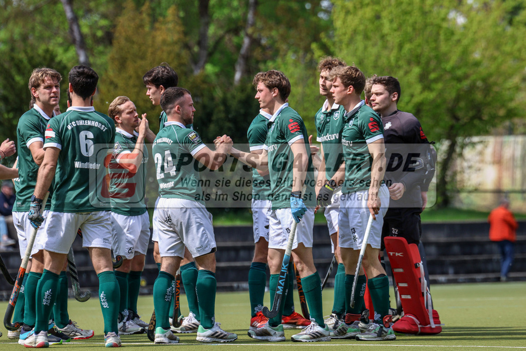 MJ_2023-04-30 HTCU-CHTC-6 | Jannik Enaux (Uhlenhorst Mülheim #15) & Nick Werner (Uhlenhorst Mülheim #24), Uhlenhorst Mülheim - Crefelder HTC am 30.4.2023 im Waldstadion, Mülheim a. d. Ruhr
