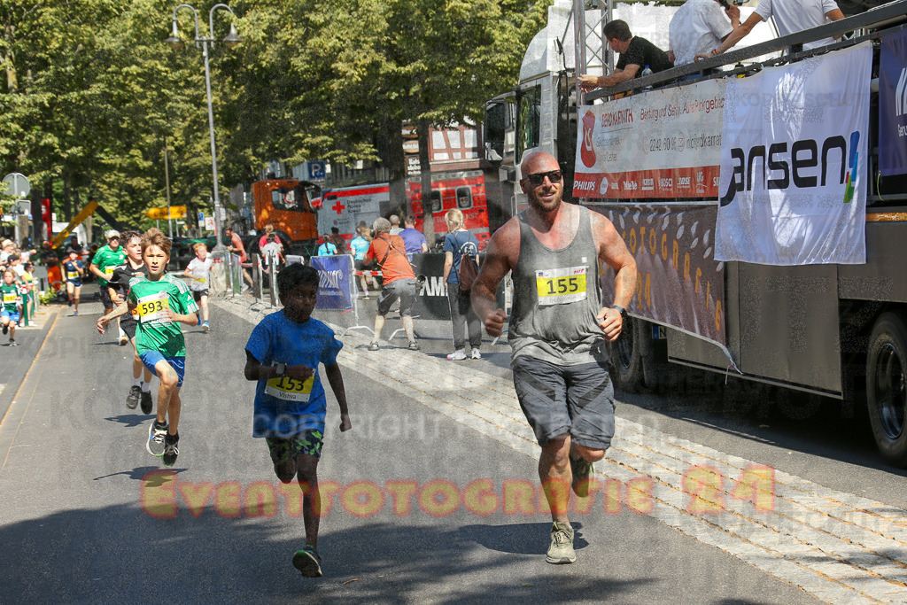 250621_1044_EX1_2318 | Sportfotografie im Rhein-Sieg Kreis, Köln, Bonn, NRW, Rheinland Pfalz, Hessen, etc. Unser Tätigkeitsfeld umfasst den Laufsport vom Volkslauf über den Marathon, Duathlon, Triathon bis zum Ultralauf wie Kölnpfad Ultra oder Schindertrail.