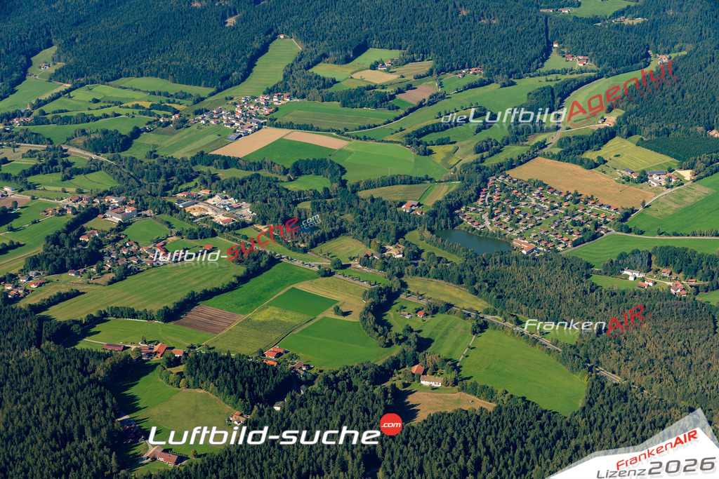 Die Luftaufnahme Kummersdorf - Arrach wurde 2021 mittels Flugzeug (keine Drohne) erstellt. Hohe Auflösung -für große Poster und Wandbilder geeignet!