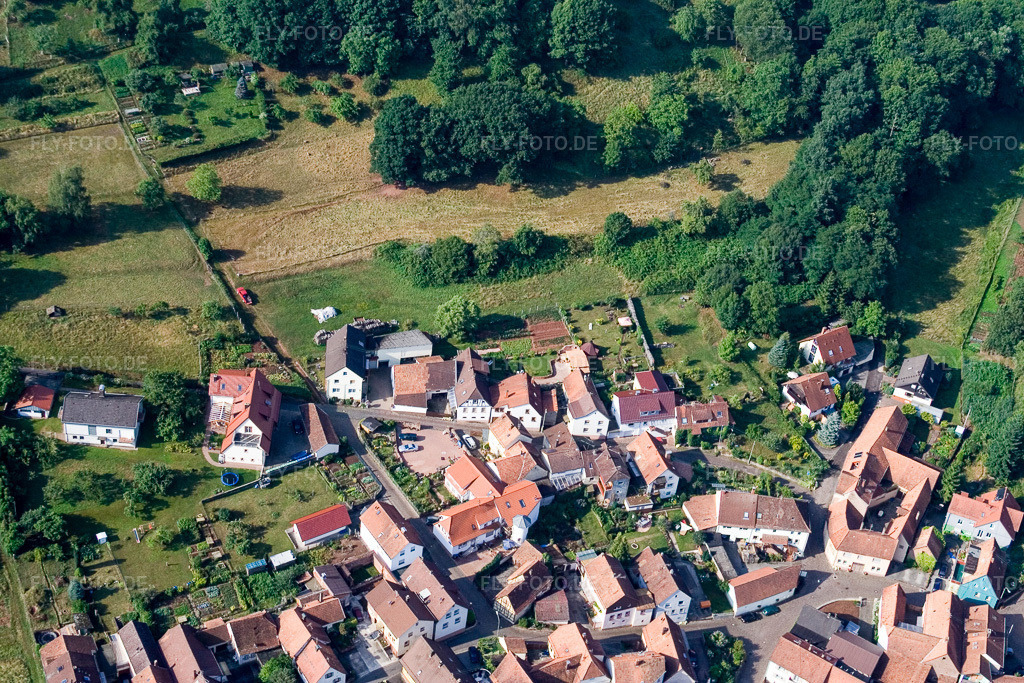 Luftbild: Hügelstr im Ortsteil Gräfenhausen in Annweiler im Bundesland Rheinland-Pfalz in Deutschland. Foto: IMG_12050.jpg vom 31.07.2008 durch Werner Riehm/FLY-FOTO.de