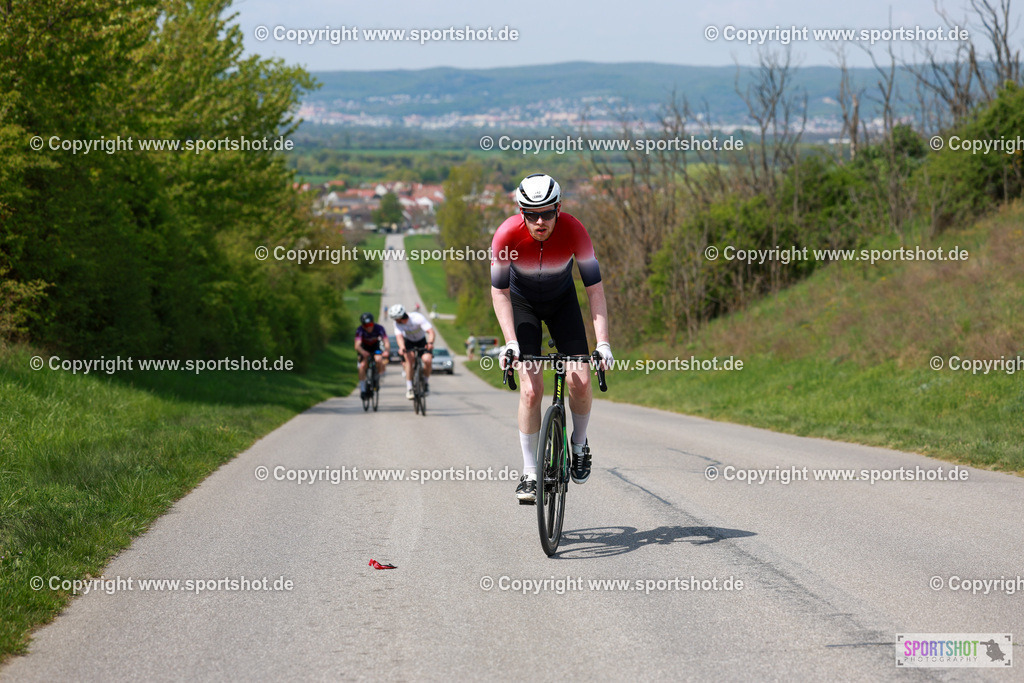 496_AR6_9747 | Neusiedlersee Radmarathon 2026@sportshot_your_pictrs #yourpictures#roadtowm2029 #nrm #neusiedlerseeradmarathon #neusiedlersee #neusiedlerseetourismus #burgenland #mörbisch #nrm26 #burgenlandtourismus #voglundco #poweredbyburgenlandtourismus #radsport #rad #marathon #ucigranfondo #visitburgenland #ucigranfondoworldseries