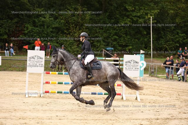 HG9A8556 | laurarinckfotografie - Realisiert mit Pictrs.com