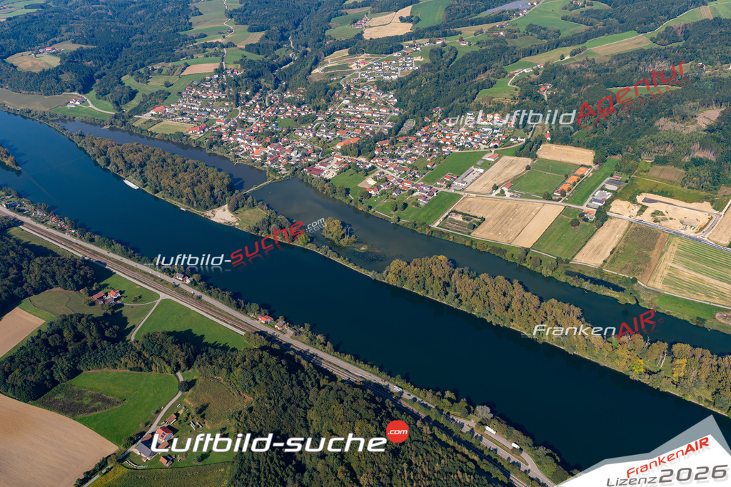 Das Luftbild der Stadt Windorf wurde 2020 vom Flugzeug heraus erstellt (keine Drohne) Aufnahmehöhe ca.400 Meter- hohe Auflösung und Qualität garantiert!