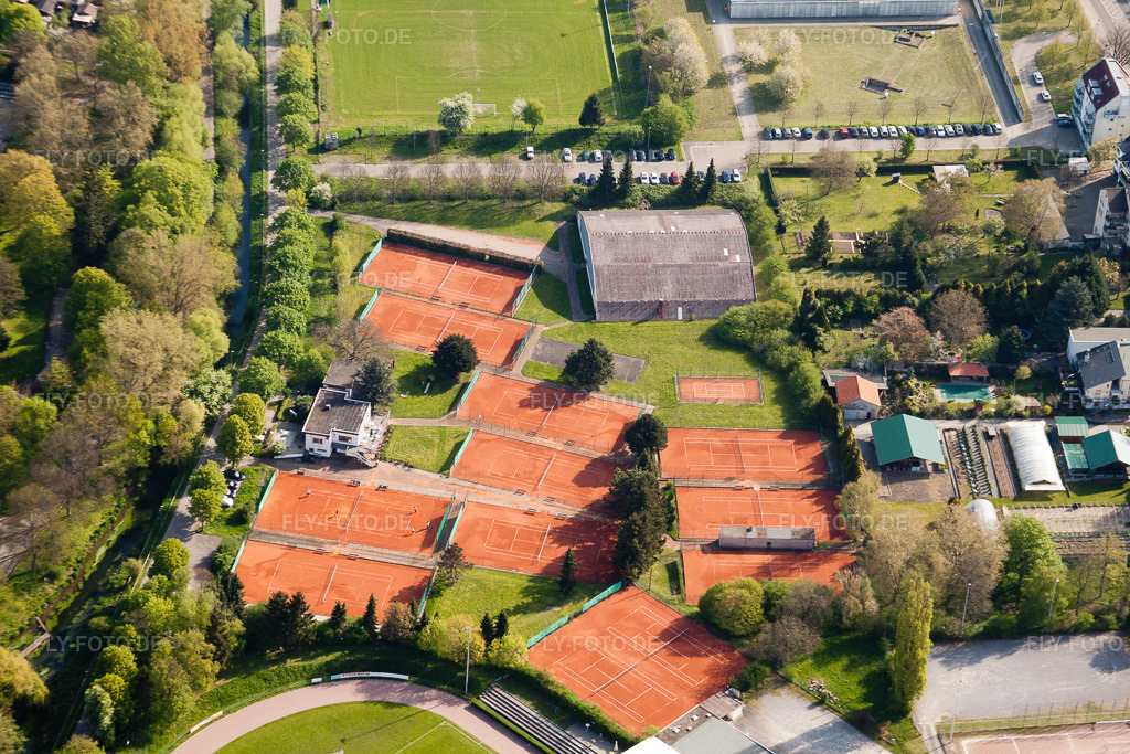 Luftbild: Durlach, Tennisclub am Turmberg-Stadion im Ortsteil Durlach in Karlsruhe im Bundesland Baden-Württemberg in Deutschland. Foto: IMG_26070.jpg vom 23.04.2010 durch Werner Riehm/FLY-FOTO.de