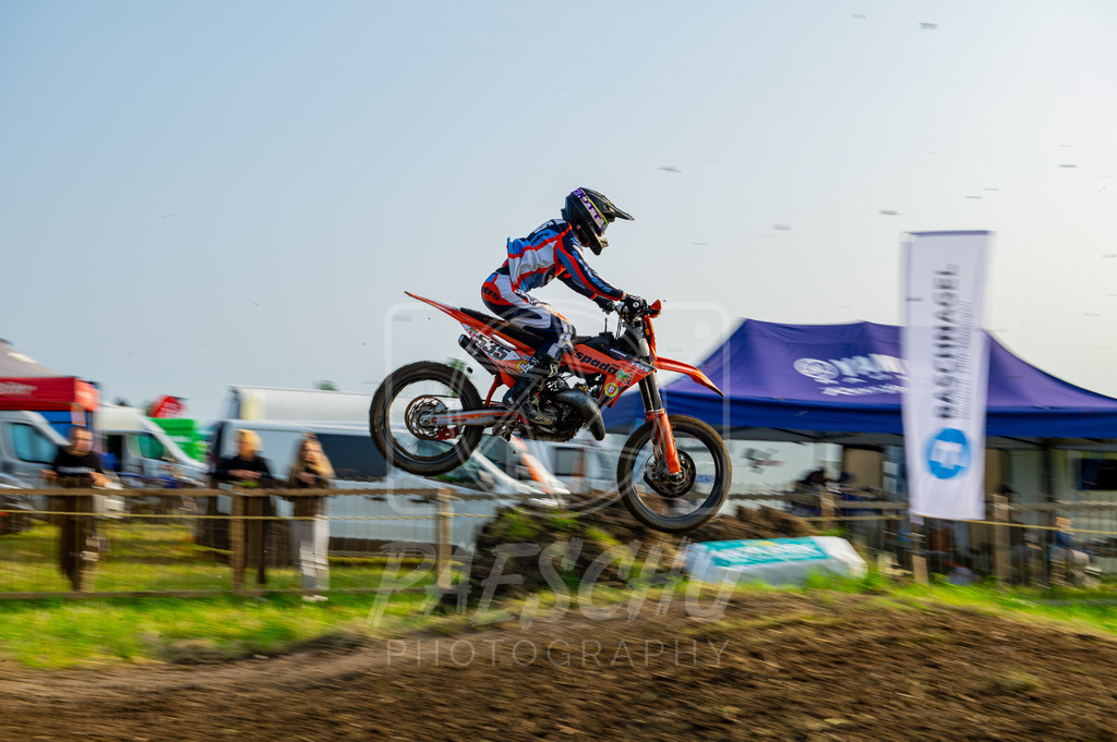 MX 2 (94) | Paeschuphoto Shop - Wer nicht sucht der auch nicht findet.Ob Motocrossbilder oder von einem besuchtem Spiel, Hauptsache Action. - Realisiert mit Pictrs.com