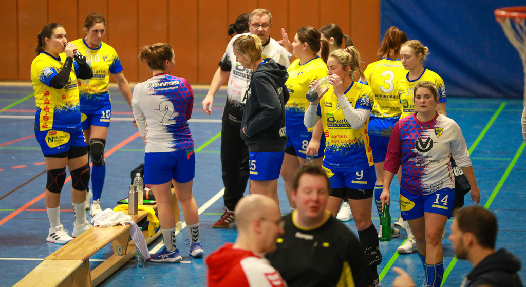 SvSchermbeck_SVN_061225_005 | Bildergalerie von Sport-Ereignissen aber auch von weiteren spannenden Dingen - nicht nur vom Niederrhein. In Anlehnung an den bekannten Spruch von Hanns Dieter Hüsch heißt das Motto: "Niederrhein ist überall".  - Realisiert mit Pictrs.com