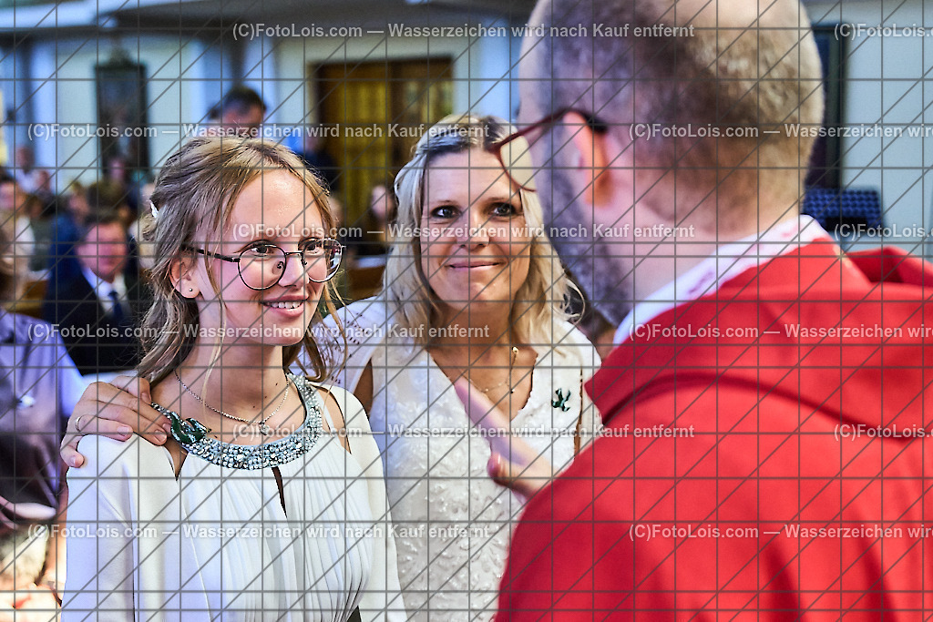 ALP0804_PfarrFirmung Wieselburg_Firmvorgang | (C)FotoLois.com, Alois Spandl, Firmung in der Pfarrkirche Wieselburg mit Generalvikar Dr. Christoph Weiss, Dechant Pfarrer Daniel Kostrzycki und Monignore Franz Dammerer, Sa 15. Juni 2024.