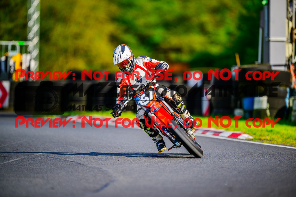 MaZZes_FotoMatrix_240510_6007705_7131 | S2