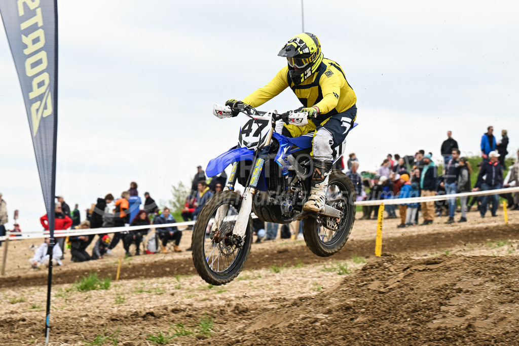 Motocross Schlatt bei Winterthur - 30. April 2023 | #47 Staehli Marcel aus Rumlikon (CH) auf Yamaha in der Kategorie Senioren am Motocross Schlatt bei Winterthur, 30. April 2023. 
Instagram: @mx_schlatt | @mc_wila | @sam_schweiz
Bild: Sportfotografie Markus Aeschimann | www.markus-aeschimann.ch - Realisiert mit Pictrs.com