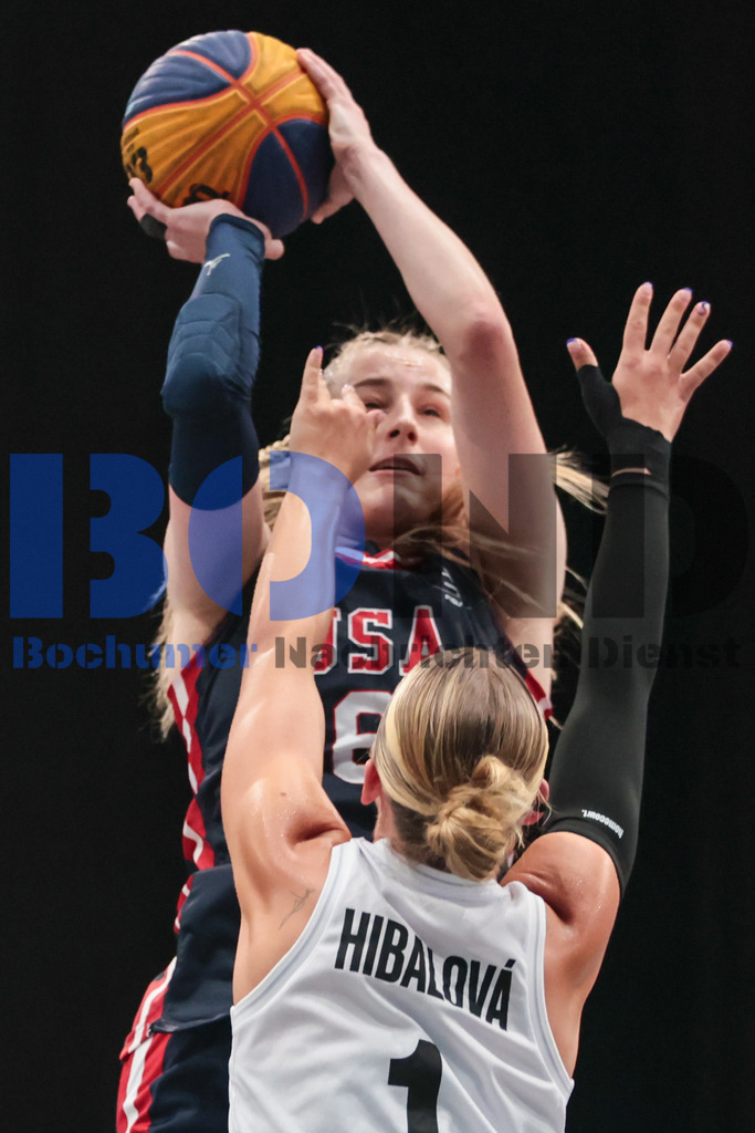 SES_RRG3x320250720-59 | bond - Realisiert mit Pictrs.com