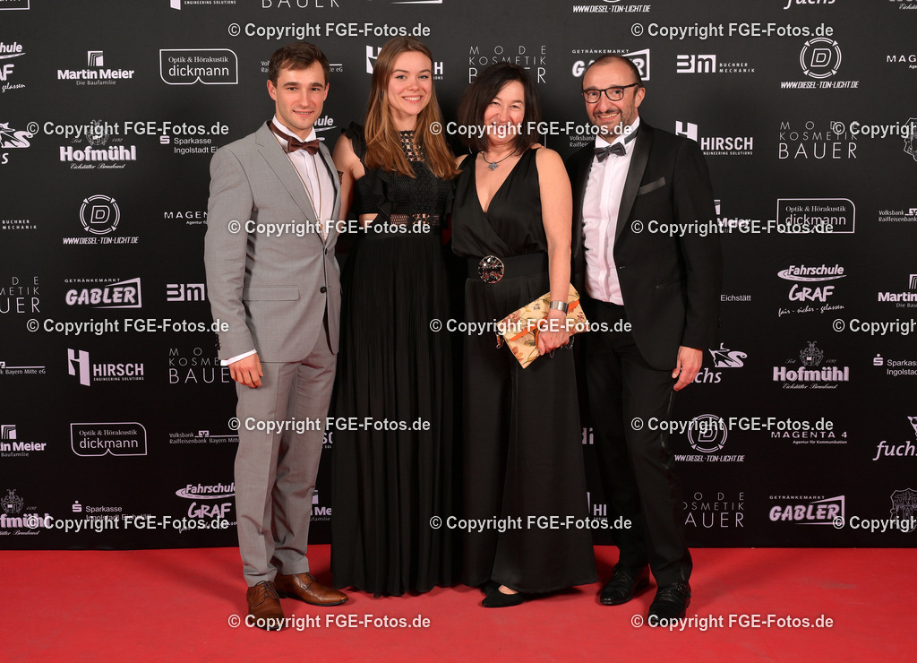 20240128-fge-fotos-0362 | Hofball der FGE am 28.01.2024 im Alten Stadttheater in Eichstätt. - Realisiert mit Pictrs.com