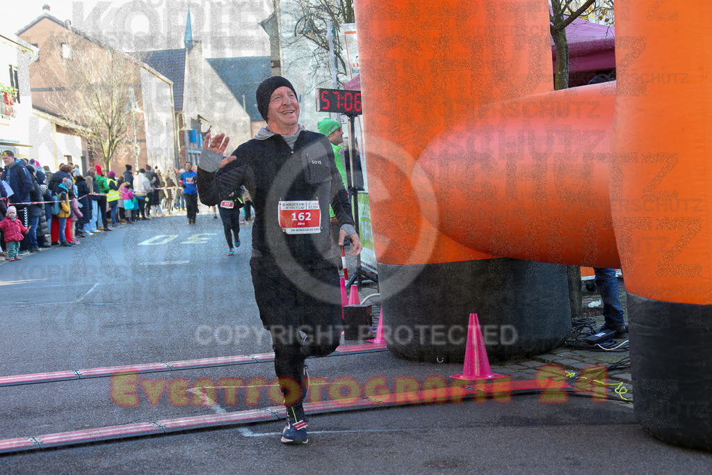 241201_1233_EX1_2650 | Sportfotografie im Rhein-Sieg Kreis, Köln, Bonn, NRW, Rheinland Pfalz, Hessen, etc. Unser Tätigkeitsfeld umfasst den Laufsport vom Volkslauf über den Marathon, Duathlon, Triathon bis zum Ultralauf wie Kölnpfad Ultra oder Schindertrail.