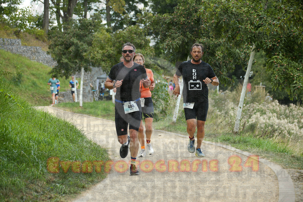 250824_1400_EX1_4609 | Sportfotografie im Rhein-Sieg Kreis, Köln, Bonn, NRW, Rheinland Pfalz, Hessen, etc. Unser Tätigkeitsfeld umfasst den Laufsport vom Volkslauf über den Marathon, Duathlon, Triathon bis zum Ultralauf wie Kölnpfad Ultra oder Schindertrail.