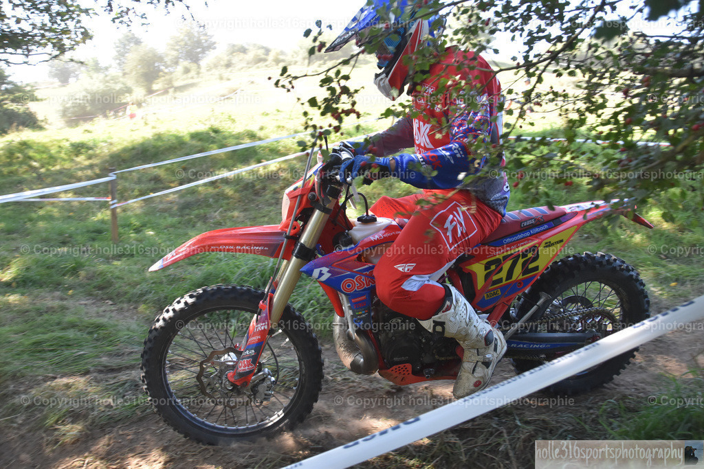 DSC_0049 | Sportfotografie , Motorsport, Motoross, Reitsport, Mointainbike, Enduro,
Landschaft , Outdoor, Eventfotografie, Landschaft, Bilder online bestellen - Realisiert mit Pictrs.com