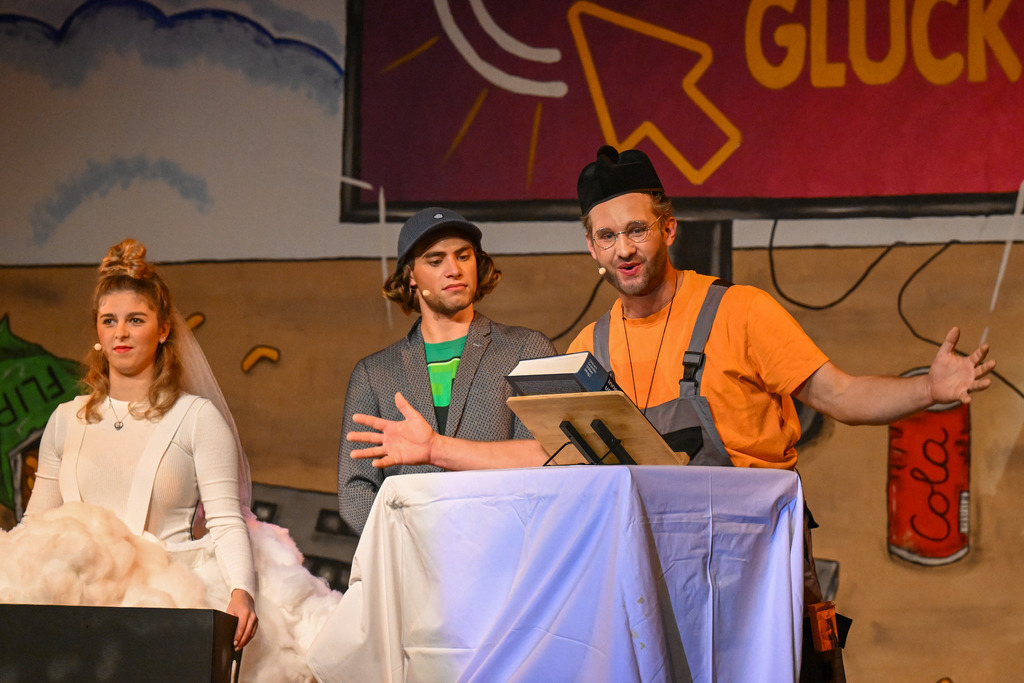 18. November 2022 - Abendundunterhaltung TV/DTV Neftenbach | 18. November 2022 / MZH Auenrain, Neftenbach
Abendundunterhaltung TV/DTV Neftenbach
Motto: Klick zum Glück
Bild: Sportfotografie Markus Aeschimann | www.markus-aeschimann.ch - Realisiert mit Pictrs.com