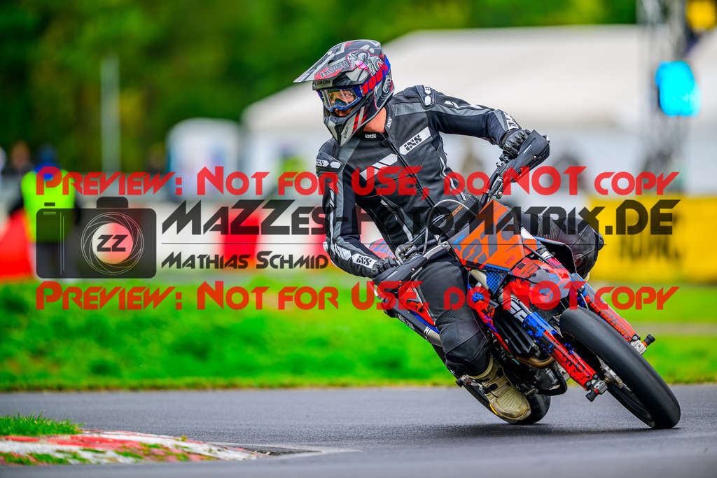 MaZZes_Fotomatrix_20251003_6007705_7745 | S4