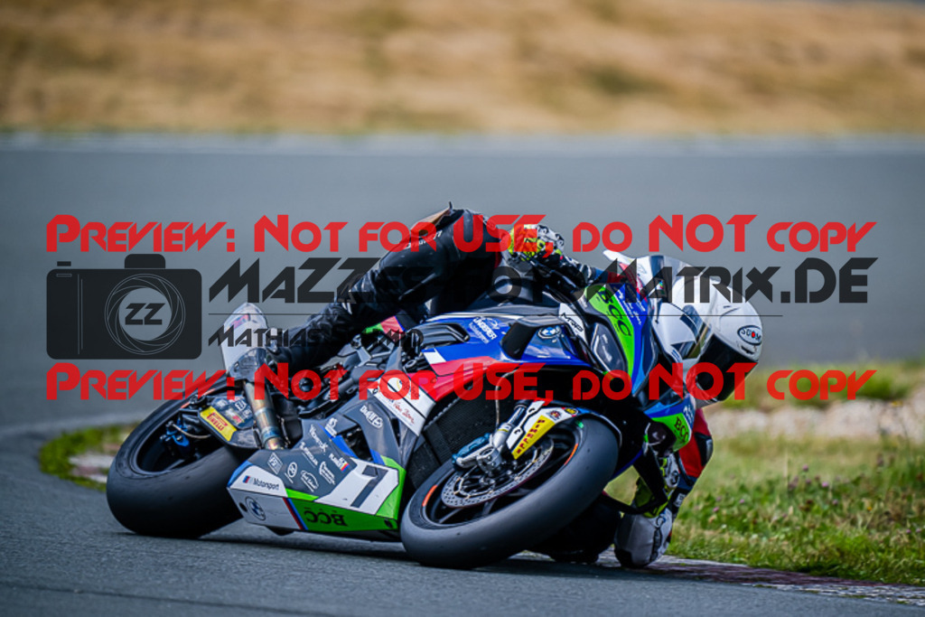 MaZZes_FotoMatrix_220724_3328 | IDM1000